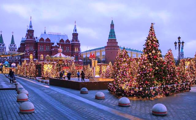 Когда Уберут Новогодние Украшения В Москве 2022